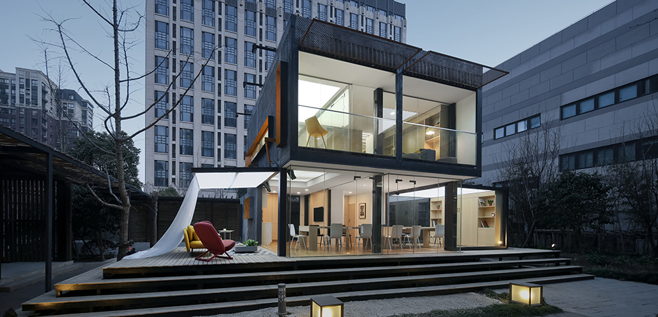 This architect built a 1 million house out of 4 containers